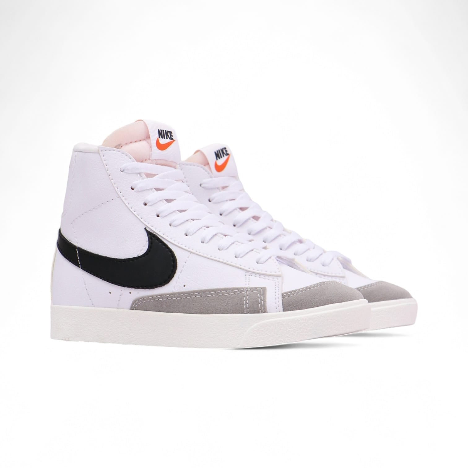 BOTA NIKE BLAZER AllUneedStore